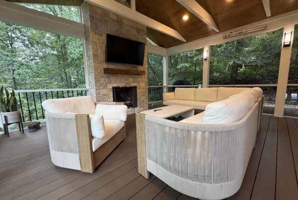 Large Screen Porch
